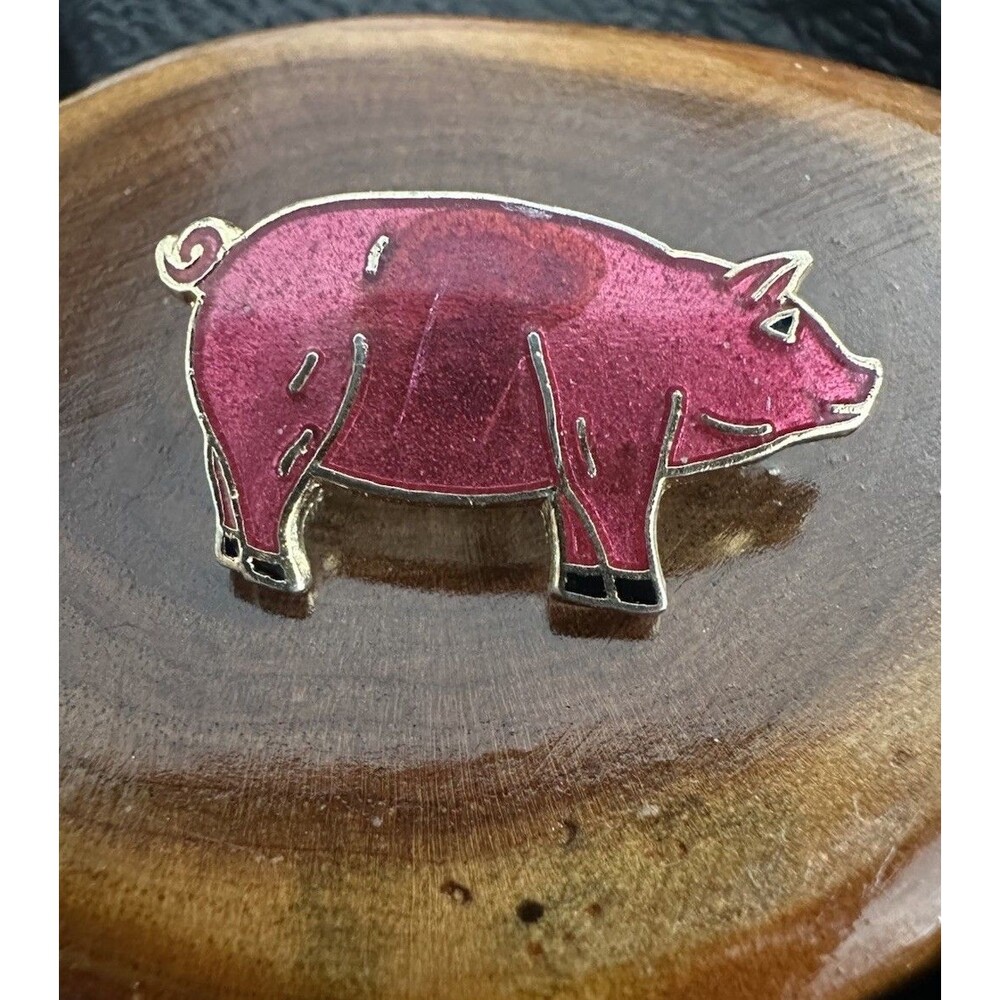 Vintage A&M Novelties Pink Pig Enamel Lapel Pin Gold Tone Animal Brooch